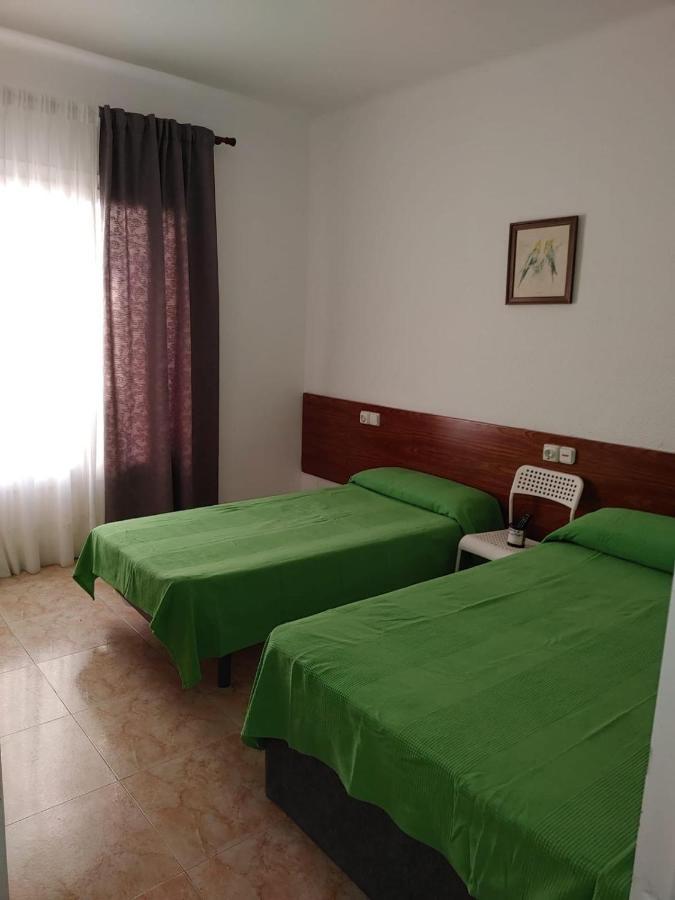 Hostal Sol Celeste Lloret de Mar Dış mekan fotoğraf