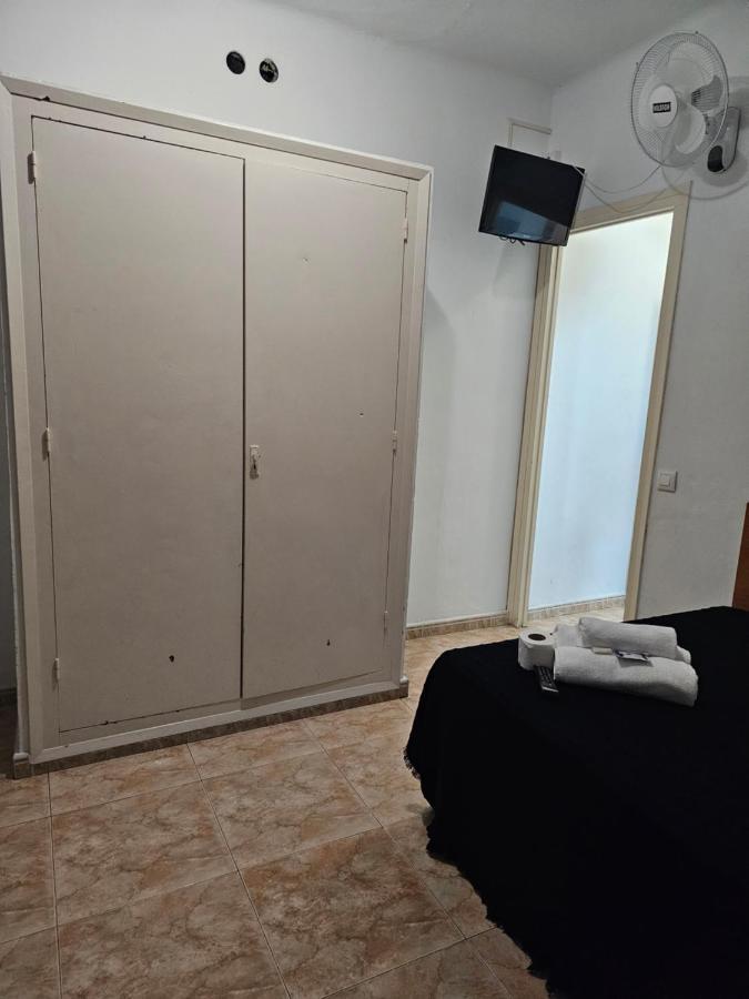 Hostal Sol Celeste Lloret de Mar Dış mekan fotoğraf