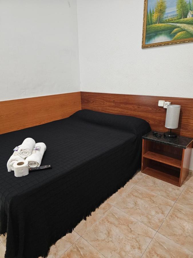Hostal Sol Celeste Lloret de Mar Dış mekan fotoğraf