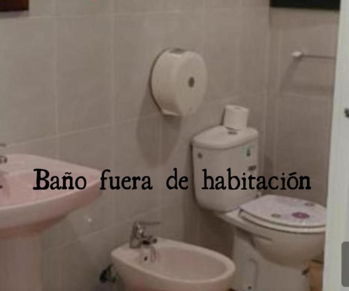 Hostal Sol Celeste Lloret de Mar Dış mekan fotoğraf
